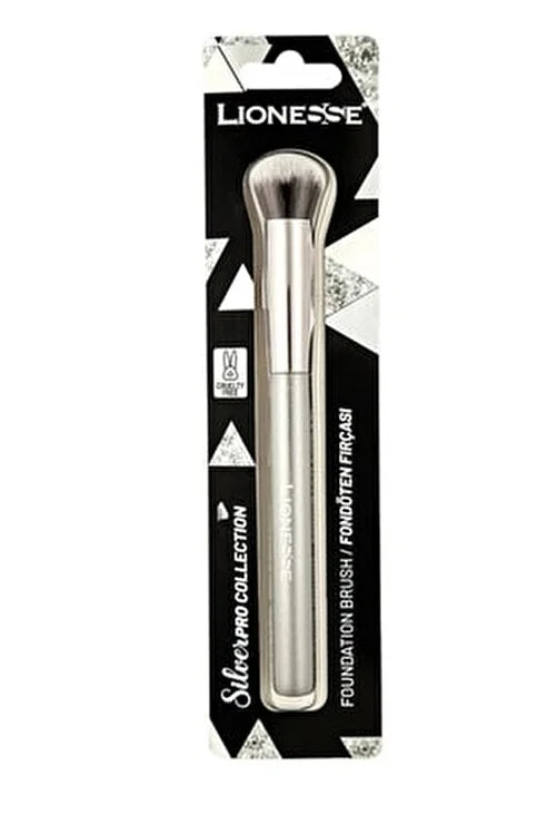 LIONESSE - SILVER PRO COLLECTION FOUNDATION BRUSH *Buy One Get One Free Promo*